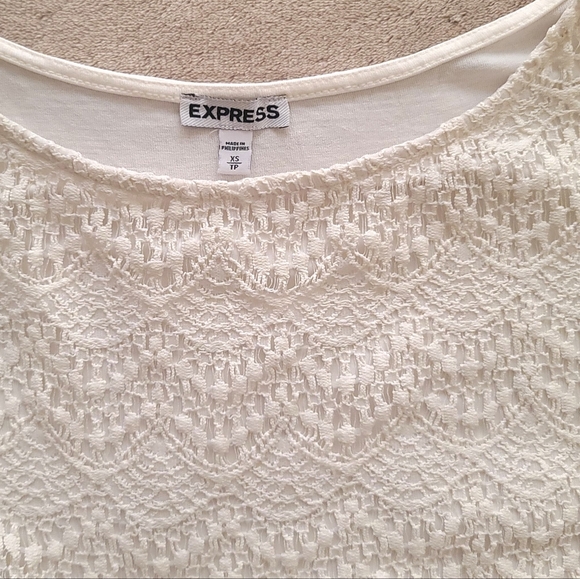 Express women cream lace front boatneck top size xs - Picture 4 of 6